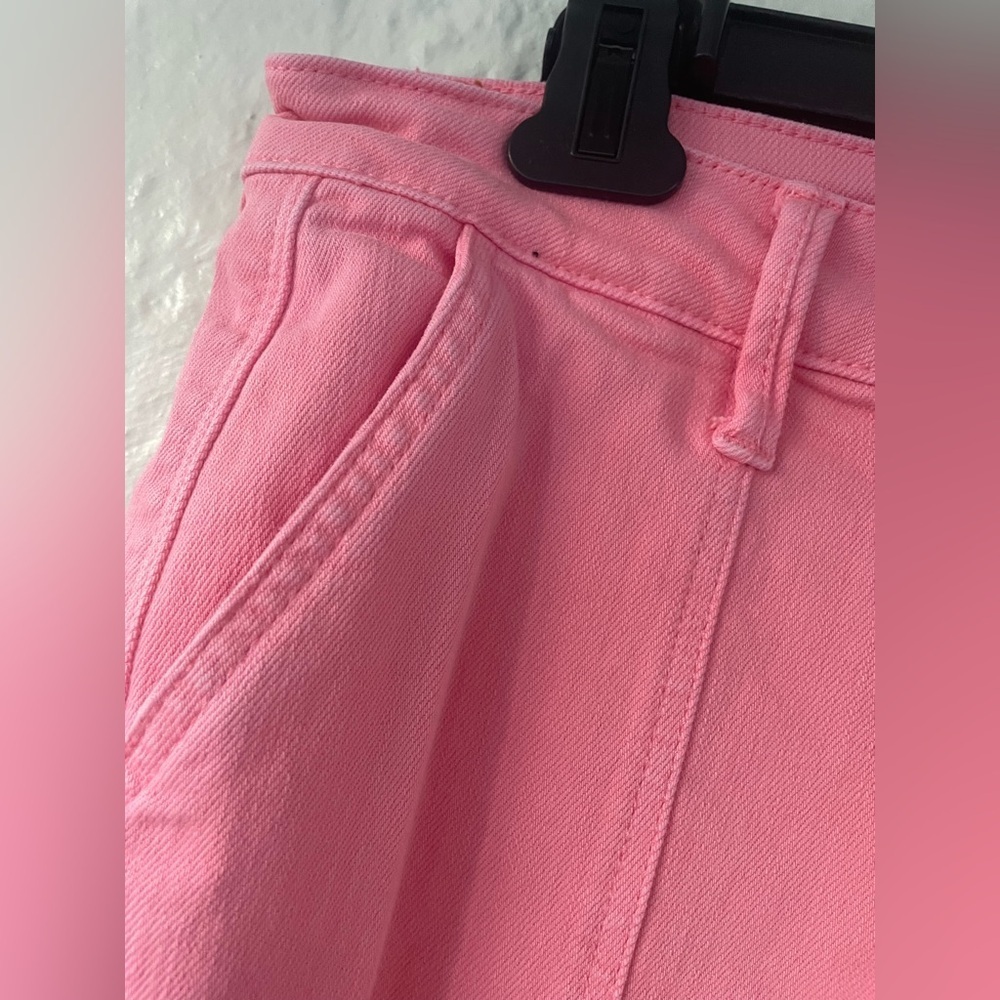 Judy Blue Garment Dyed High Waist Straight Leg Cargo Jeans Pink Pockets; 11/30 - Picture 3 of 8